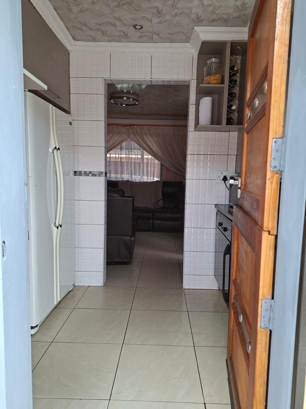 2 Bedroom Property for Sale in Mabopane North West